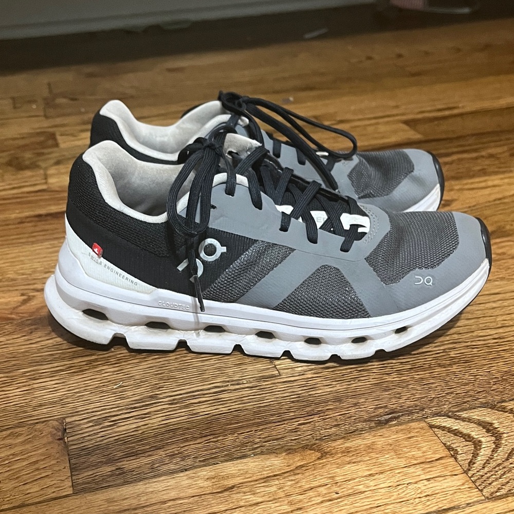 On Running Women’s Black and Gray Athletic Shoes — Cloudrunner